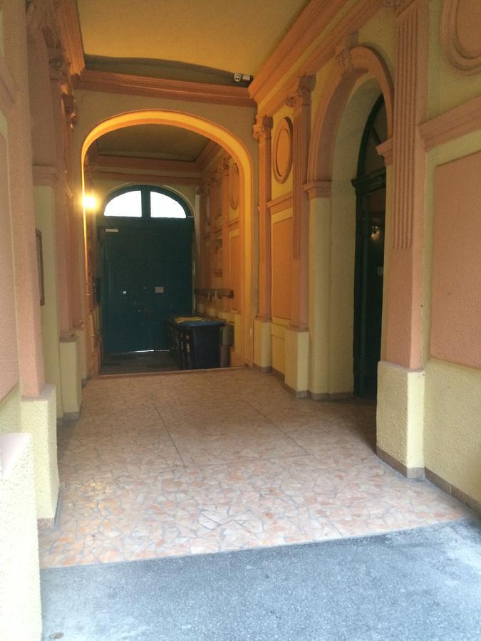 Peaceful Central Stay Gozsdu Budapest Exterior foto